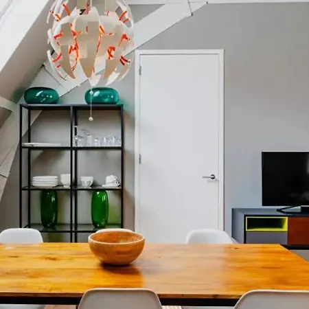 公寓 Place4you 布加勒斯特